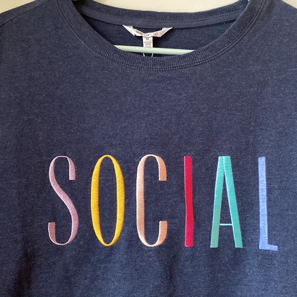 NWT WILDFOX Statement crewneck Sweatshirt size Medium. - Picture 2 of 7